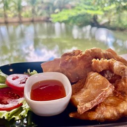 หมูสามชั้นทอดน้ำปลา