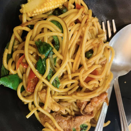 YUM 100 Q  สาขา ท่าศาลา