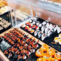 ร้านยำแซ่บ ลานอารยา