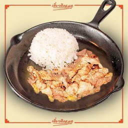 ข้าวผัดเนื้อคั่วซอสน้ำปลา