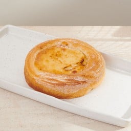 Croissant Cheese Brulee