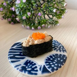 ทูน่าสลัด