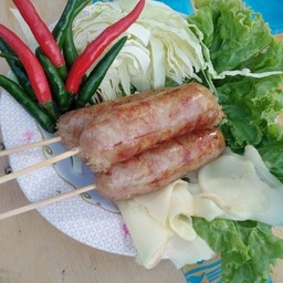 ไส้กรอกลุงตี๋ ตลาดนัดชากกลาง