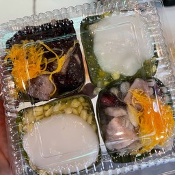 ตะโก้คละหน้า