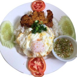 ข้าวหมูซี่โครง Saigon