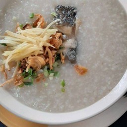 โจ๊กปลา + ไข่