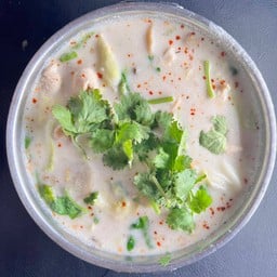 ต้มข่าไก่