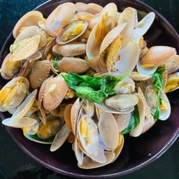 หอยลายผัดโหระพา