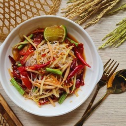 A17ตำซั่ว Papaya salad with Rice Noodle