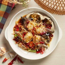A08ตำปูม้า Papaya Salad with Blue crab