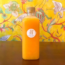 นํ้าส้มสายนํ้าผึ้งคั้นสด 100% (มีเนื้อส้ม) ขนาด 500ml