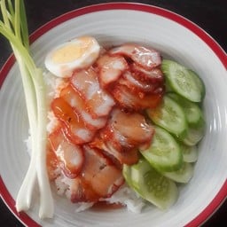 ก๋วยเตี๋ยวเป็ดตุ๋นนายดำ เจ้าเก่าตลาดนัดบัวขาว เซเว่นกลางบงกชใต้