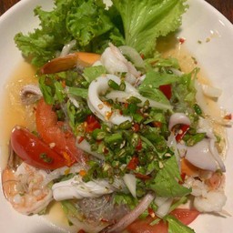ยำวุ้นเส้นทะเล