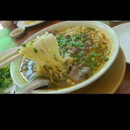 ขนมจีนหมู