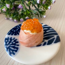 แซลมอนม้วน