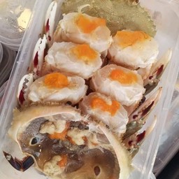 แซลม่อนดอง กุ้งดอง ยำมาม่าเขย่า  By แซ่บไปกับไอส์ (มีนบุรี)