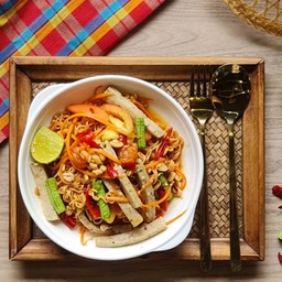 A018ตำมาม่าหมูยอ Instant Noodles with pork sausage