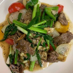 กวางผัดพริกไทยดำ