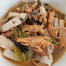 ต้มโคล้งปลากรอบ