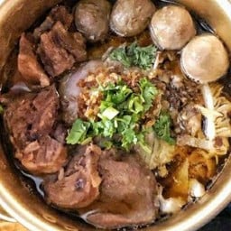 ก๋วยเตี๋ยวเนื้อ