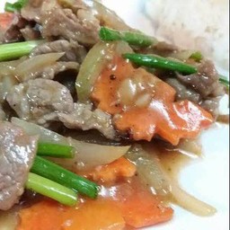 หมูน้ำมันหอยราดข้าว