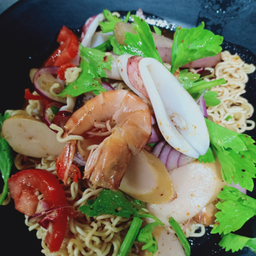 มาม่าแห้งรวมมิตร