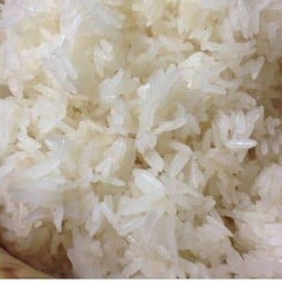 ข้าวหมูย่างน้ำจิ้มแจ่ว