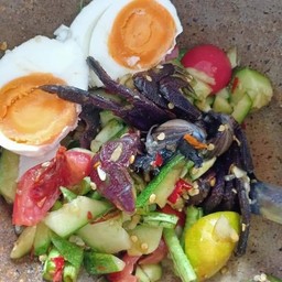 ส้มตำปูปลาร้าไข่เค็ม