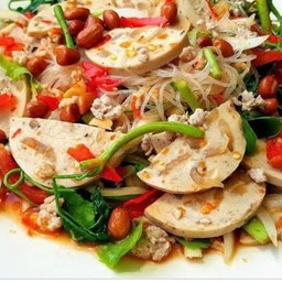 ยำหมูยอ