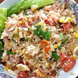 ข้าวผัดแหนม