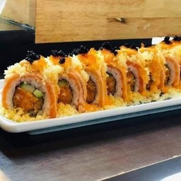 ครั้นชี่แซลมอนโรล 8 ชิ้น