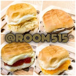 ปัง At Room515 ซอยชมจันทร์