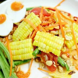 ตำข้าวโพดไข่เค็ม