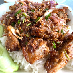 ข้าวยำไก่แซ่บ