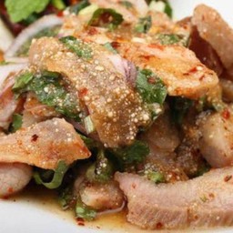 น้ำตกเนื้อ