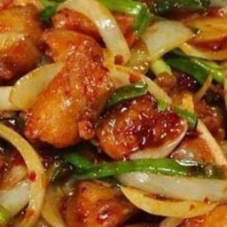 ข้าวผ้ดพริกเผาไก่กรอบไข่ดาว