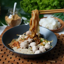 เส้นใหญ่แห้ง-ธรรมดา
