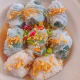ข้าวเกรียบปากหม้อ By ยายตา (ซอยธนาคารกรุงศรีฯ เก่า ซอยตรงข้ามตลาดทรัพย์สิน)