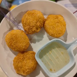 ทอดมันกุ้ง ( 4 ชิ้น )