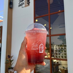 Strawberry soda