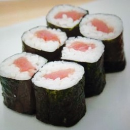 ทูน่ามากิ