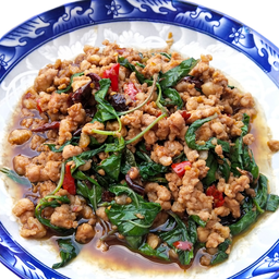 ข้าวกะเพราหมูสับ