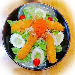 สลัดกุ้งทอด น้ำใส