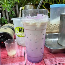 นมเผือกเย็น