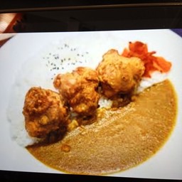 ข้าวแกงกะหรี่ไก่คาราเกะ