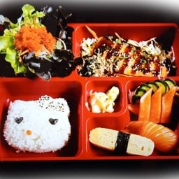 เบนโตะปลาแซลมอลย่างเทริยากิ