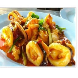 หมึกผัดพริกเผา