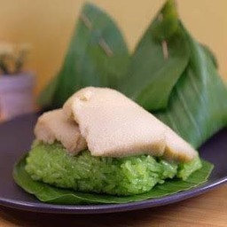 ข้าวเหนียวมูนใบเตยสังขยา