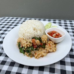 ข้าวกะเพราทะเล