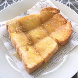 ปังปิ้งเนย-นม-น้ำตาล